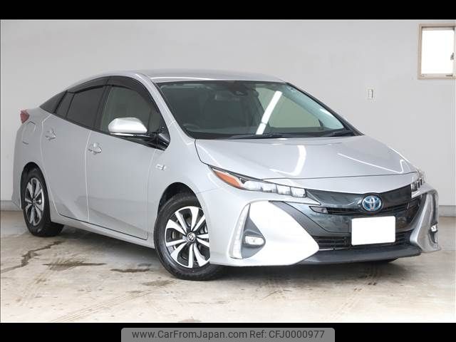 toyota prius-phv 2021 -TOYOTA--Prius PHV 6LA-ZVW52--ZVW52-3200975---TOYOTA--Prius PHV 6LA-ZVW52--ZVW52-3200975- image 2