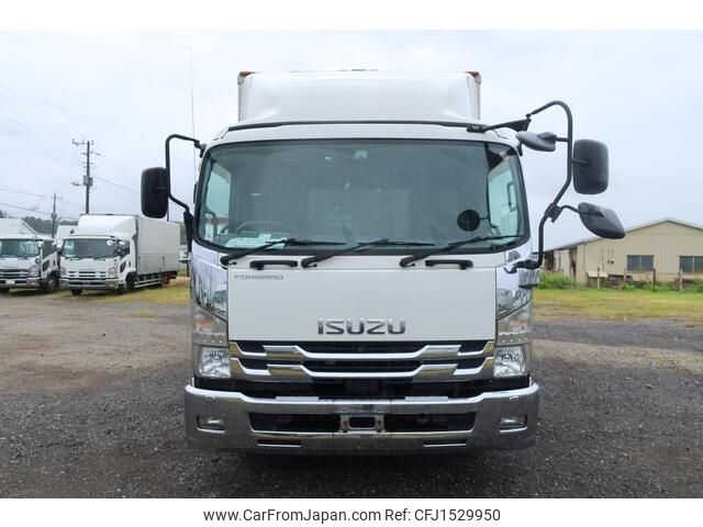 isuzu forward 2017 CFJ1529950 image 2