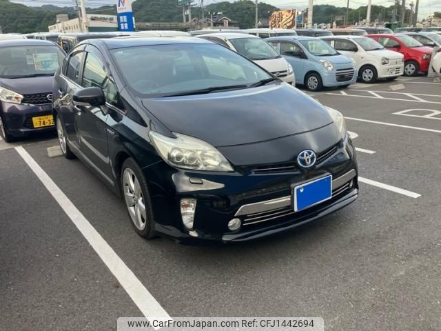 toyota prius 2013 -TOYOTA--Prius DAA-ZVW30--ZVW30-5610542---TOYOTA--Prius DAA-ZVW30--ZVW30-5610542- image 1