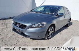 volvo v40 2014 -VOLVO--Volvo V40 DBA-MB4164T--YV1MV485BE2145647---VOLVO--Volvo V40 DBA-MB4164T--YV1MV485BE2145647-