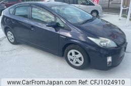 toyota prius 2011 CFJ1024910