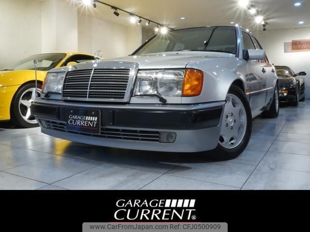 mercedes-benz m-class 1993 quick_quick_E-124036_WDB124036-1B881134 image 1