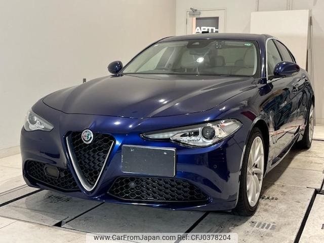 alfa-romeo giulia 2018 quick_quick_95220_ZAREAEKN6J7574917 image 2