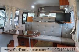 nissan nv350-caravan-van 2014 GOO_JP_700040301030250613002