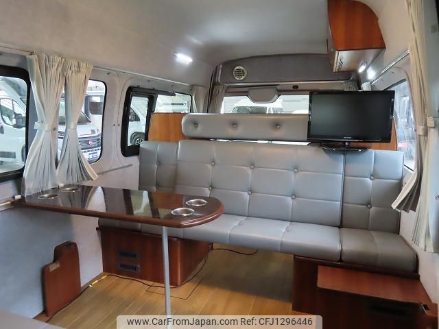 nissan nv350-caravan-van 2014 GOO_JP_700040301030250613002 image 1