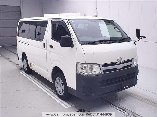 toyota hiace-van 2013 CFJ1444939 image 1