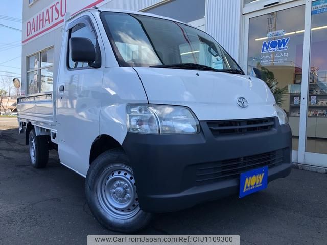 toyota townace-truck 2013 GOO_JP_700030018430250430001 image 1