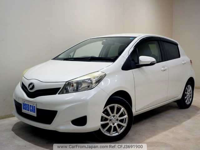 toyota vitz 2011 U00028627979 image 1