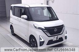 nissan roox 2021 CFJ9696348