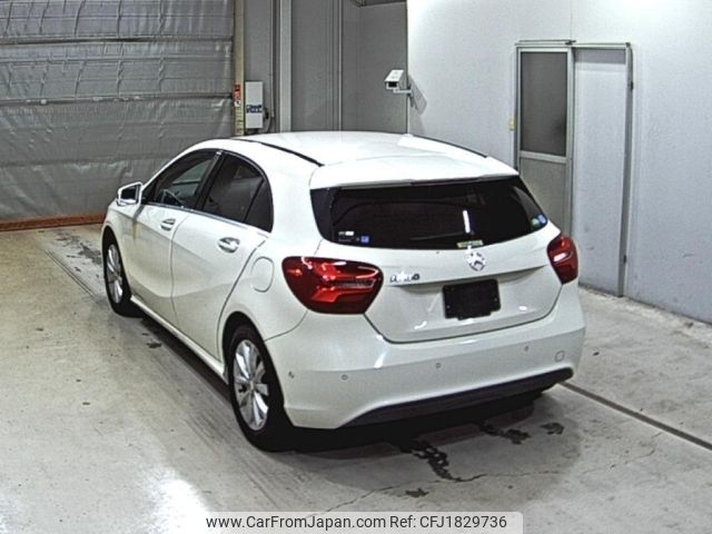 mercedes-benz a-class 2016 CFJ1829736 image 2