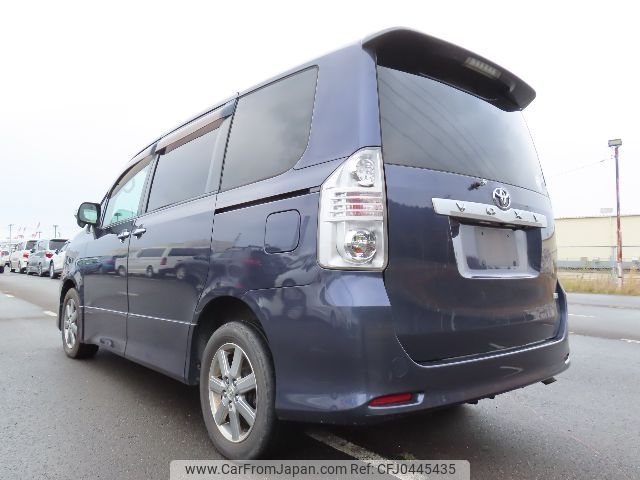 toyota voxy 2008 NIKYO_TE42242 image 1