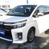 toyota voxy 2016 GOO_JP_700040326930241125001 image 7