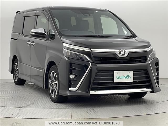 toyota voxy 2018 -TOYOTA--Voxy DBA-ZRR80W--ZRR80-0426909---TOYOTA--Voxy DBA-ZRR80W--ZRR80-0426909- image 1