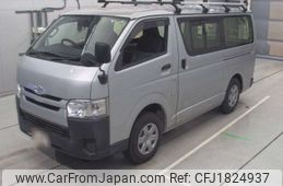 toyota regiusace-van 2017 CFJ1824937