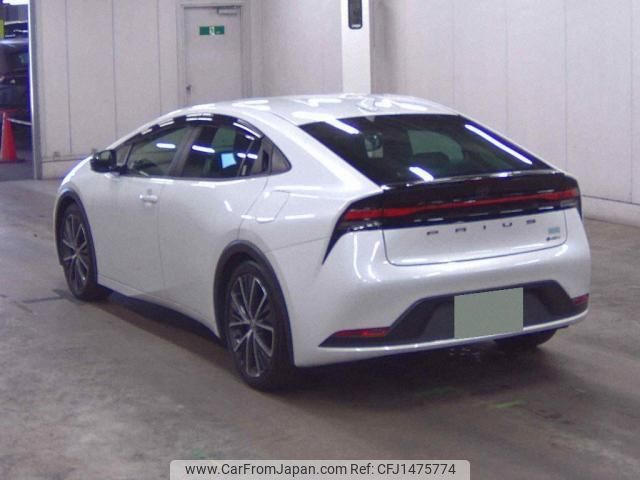 toyota prius 2023 quick_quick_6AA-MXWH60_MXWH60-4057294 image 2