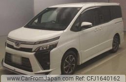 toyota voxy 2018 CFJ1640162