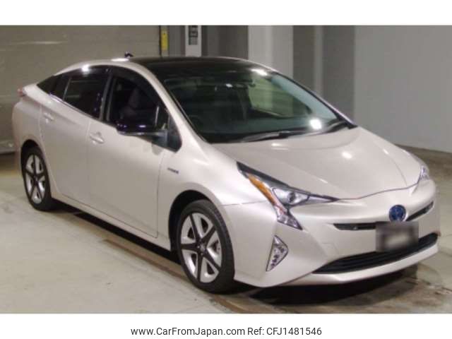 toyota prius 2018 -TOYOTA--Prius DAA-ZVW55--ZVW55-8060566---TOYOTA--Prius DAA-ZVW55--ZVW55-8060566- image 1