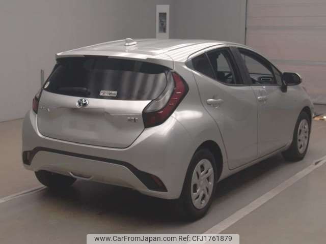 toyota aqua 2022 CFJ1761879 image 2