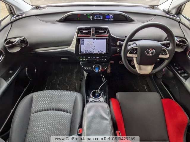 toyota prius 2017 -TOYOTA--Prius DAA-ZVW50--ZVW50-6110116---TOYOTA--Prius DAA-ZVW50--ZVW50-6110116- image 2