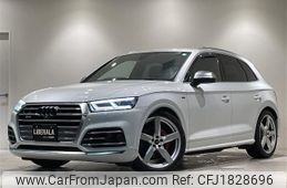 audi sq5 2018 CFJ1828696