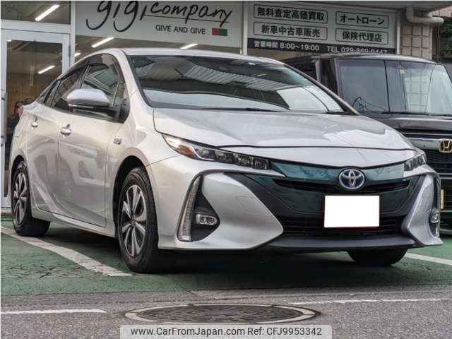 toyota prius-phv 2018 -TOYOTA--Prius PHV DLA-ZVW52--ZVW52-3072527---TOYOTA--Prius PHV DLA-ZVW52--ZVW52-3072527- image 2