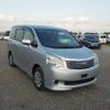 toyota noah 2012 CFJ1684908 image 1