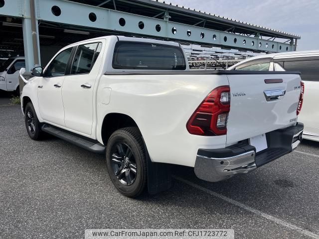 toyota hilux 2023 CFJ1723772 image 2