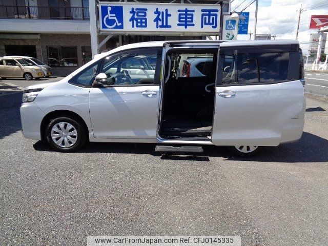 toyota voxy 2019 -TOYOTA--Voxy ZRR80G--0545690---TOYOTA--Voxy ZRR80G--0545690- image 1