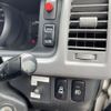 toyota hiace-commuter 2005 quick_quick_CBF-TRH223B_TRH223-6002287 image 17