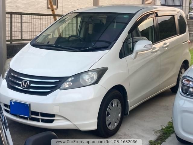 honda freed 2009 CFJ1632036 image 1