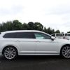 volkswagen passat-variant 2018 quick_quick_ABA-3CCHH_WVWZZZ3CZJE073705 image 5