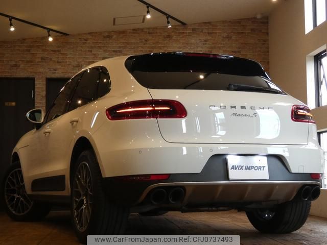 porsche macan 2015 quick_quick_95BCTM_WP1ZZZ95ZFLB72941 image 2