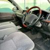 toyota regiusace-van 2005 quick_quick_TRH200V_TRH200-0017228 image 11