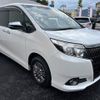 toyota esquire 2017 CFJ1515591 image 10