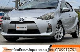 toyota aqua 2012 -TOYOTA--AQUA DAA-NHP10--NHP10-2068812---TOYOTA--AQUA DAA-NHP10--NHP10-2068812-