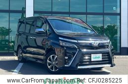 toyota voxy 2020 -TOYOTA--Voxy DBA-ZRR80W--ZRR80-0588103---TOYOTA--Voxy DBA-ZRR80W--ZRR80-0588103-