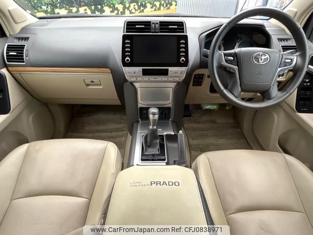 toyota land-cruiser-prado 2022 quick_quick_GDJ150W_GDJ150-0074437 image 2