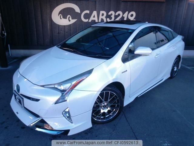 toyota prius 2016 -TOYOTA--Prius ZVW51--6002670---TOYOTA--Prius ZVW51--6002670- image 1