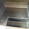 land-rover range-rover-velar 2024 quick_quick_LY2YD_SALYA2AY4RA372926 image 16