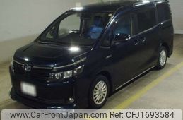 toyota voxy 2014 CFJ1693584