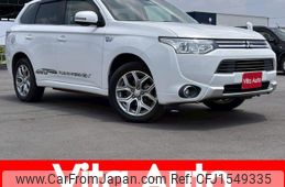 mitsubishi outlander-phev 2014 CFJ1549335