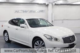 nissan fuga 2011 CFJ1811308