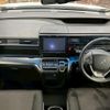 honda stepwagon-spada 2017 CFJ1497250 image 9