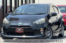 toyota aqua 2012 CFJ1618322