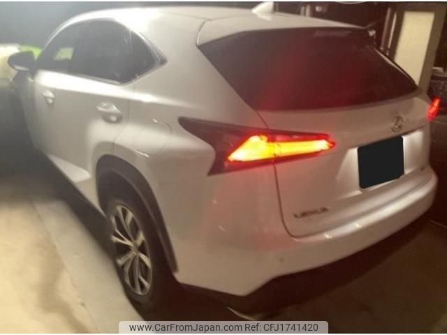 lexus nx 2015 CFJ1741420 image 2