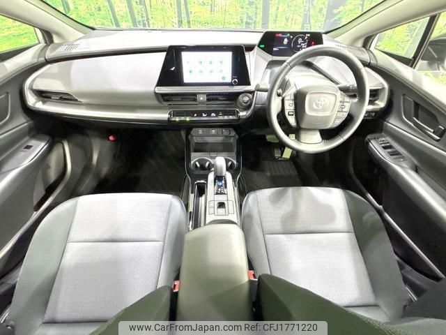 toyota prius 2025 CFJ1771220 image 2
