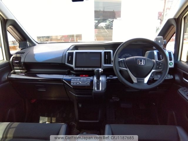 honda stepwagon 2013 -HONDA--Stepwgn DBA-RK5--RK5-1359726---HONDA--Stepwgn DBA-RK5--RK5-1359726- image 2