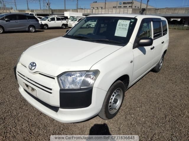 toyota probox 2017 CFJ1836843 image 1