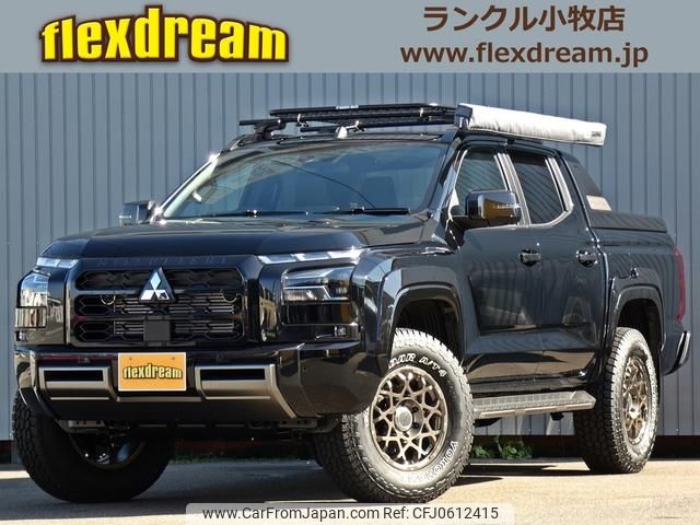 mitsubishi triton 2025 GOO_NET_EXCHANGE_0204239A20250101G001 image 1