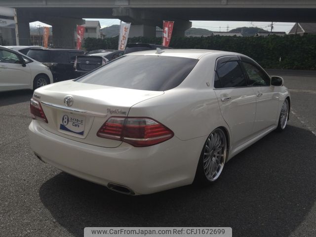 toyota crown 2011 CFJ1672699 image 2
